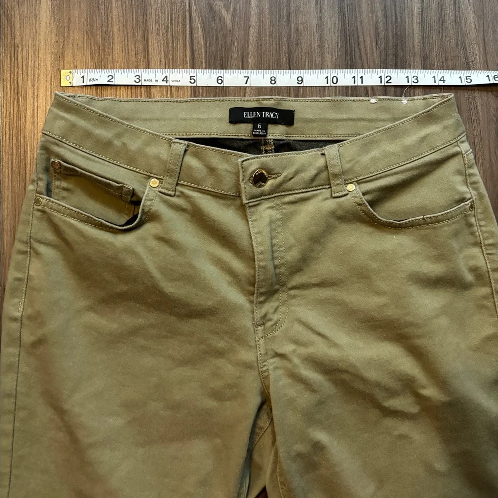 Ellen Tracy light olive